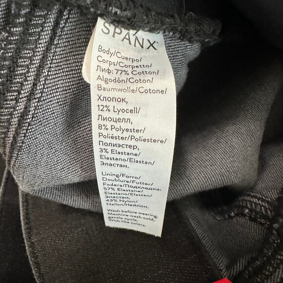 SPANX Black Distressed Skinny Jeans 1X High Rise Slimming Y2K Grunge Raw Hem - Picture 8 of 10